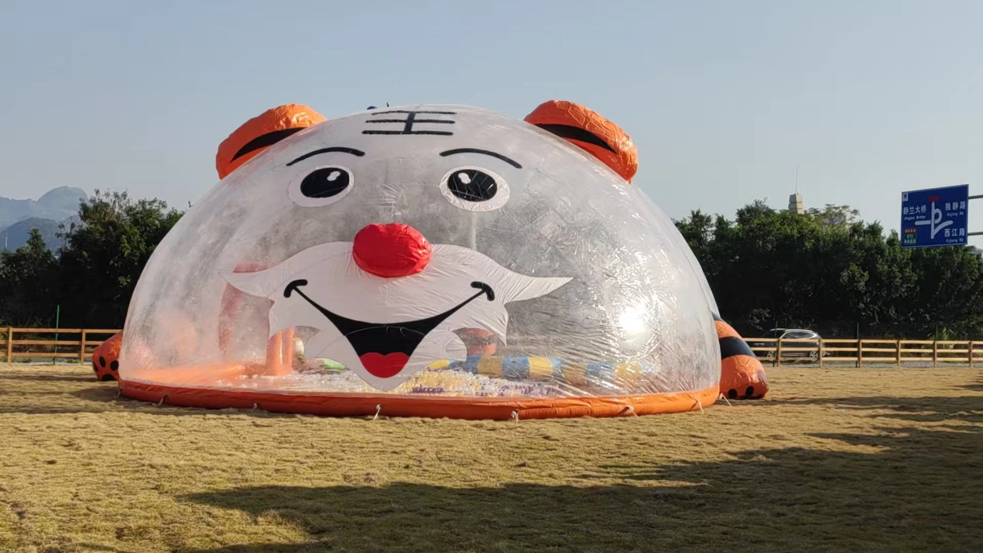 老虎透明宮.jpg 老虎透明宮.jpg